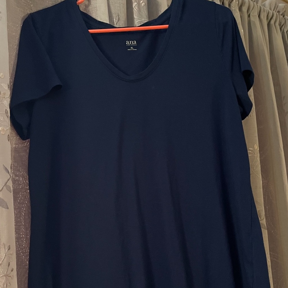 a.n.a Womens Scoop Neck Short Sleeve T-Shirt